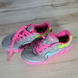 Saucony Kids Gray and Pink Sneakers